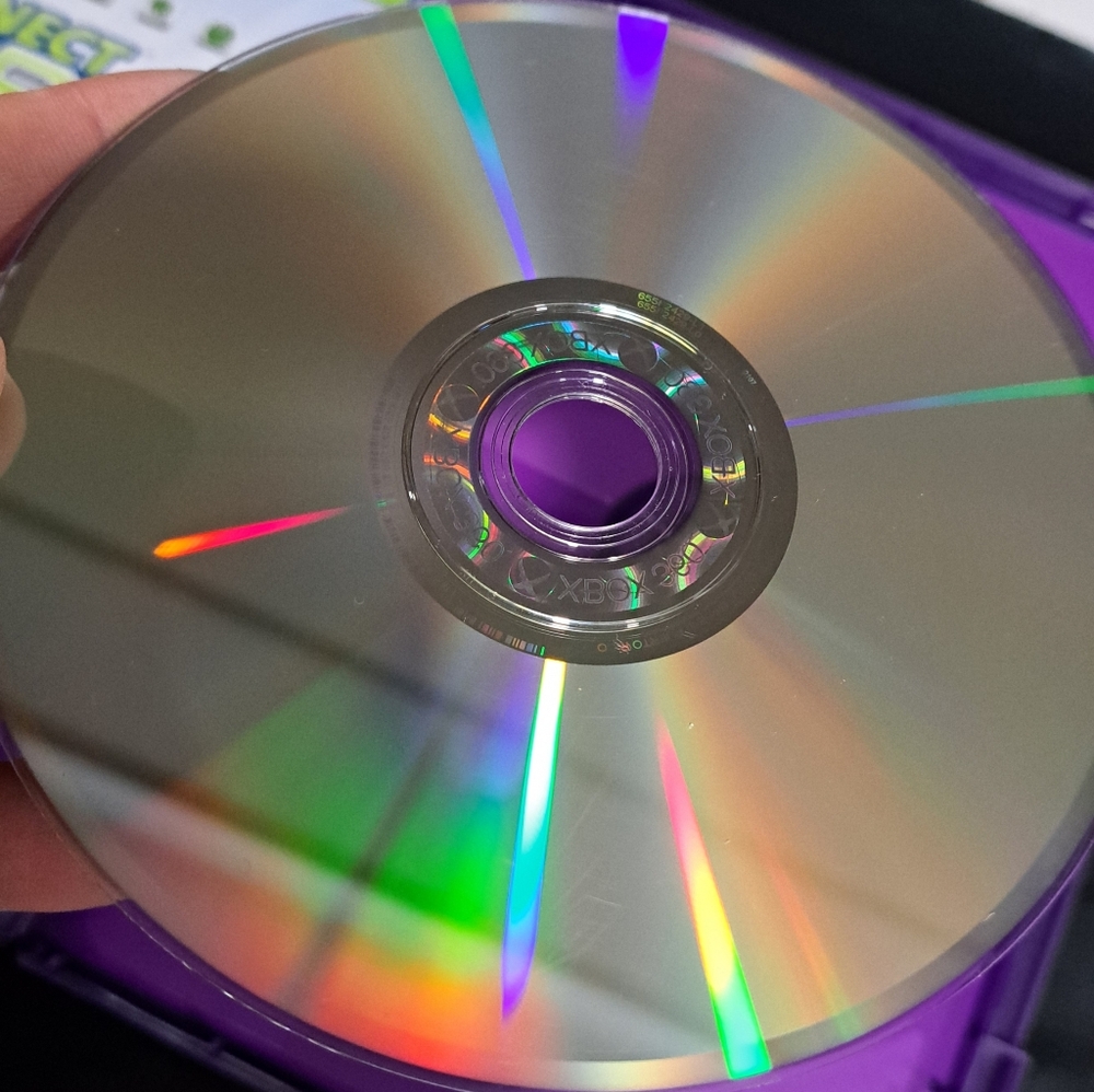Xbox 360 Kinect Sensor & Kinect SPORTS game - Picture 11 of 11